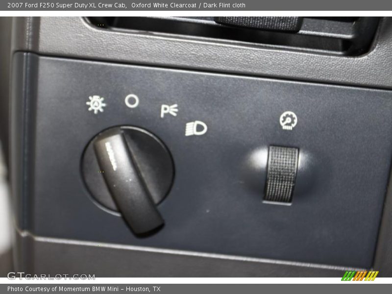 Controls of 2007 F250 Super Duty XL Crew Cab