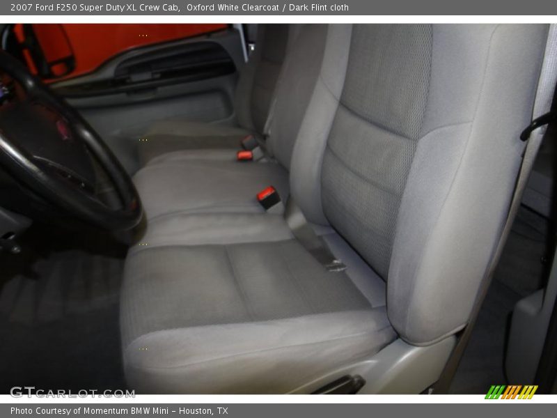 Oxford White Clearcoat / Dark Flint cloth 2007 Ford F250 Super Duty XL Crew Cab