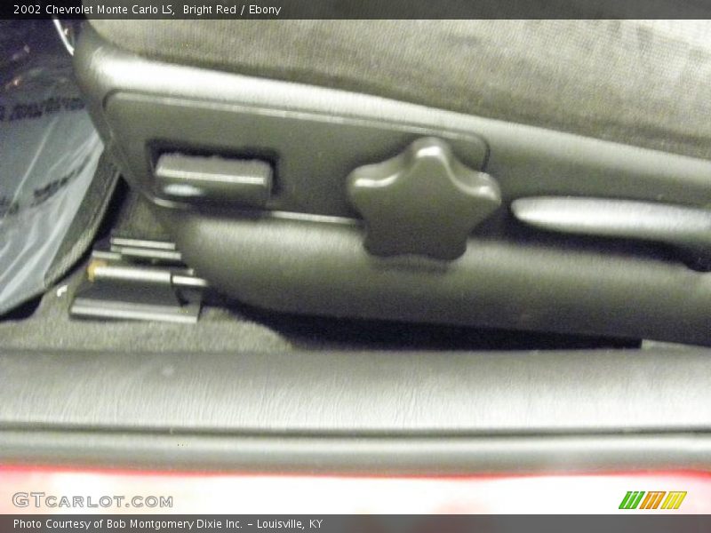Bright Red / Ebony 2002 Chevrolet Monte Carlo LS