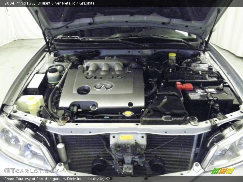 Brilliant Silver Metallic / Graphite 2004 Infiniti I 35