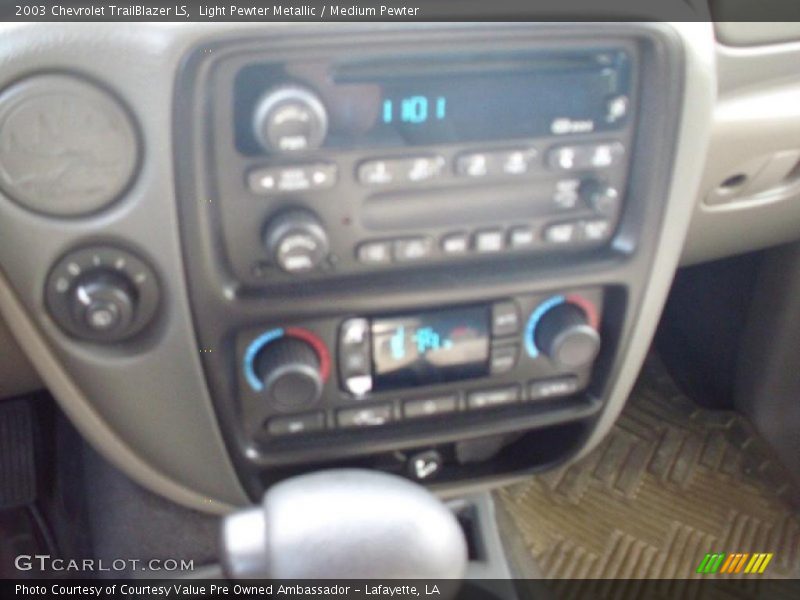 Light Pewter Metallic / Medium Pewter 2003 Chevrolet TrailBlazer LS