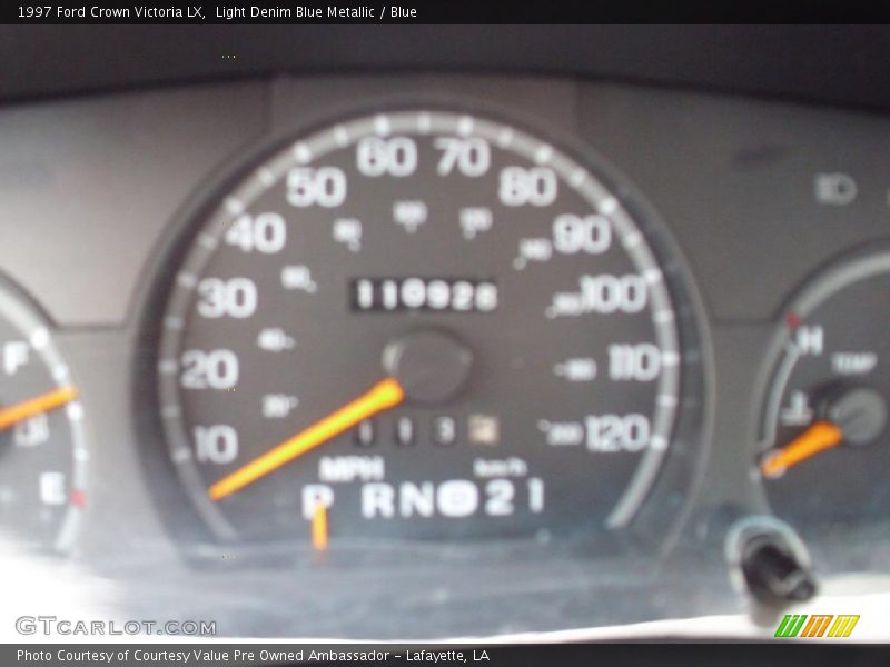 Light Denim Blue Metallic / Blue 1997 Ford Crown Victoria LX