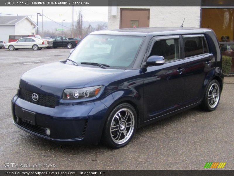 Front 3/4 View of 2008 xB 