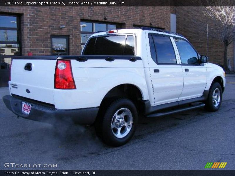 Oxford White / Medium Dark Flint 2005 Ford Explorer Sport Trac XLS