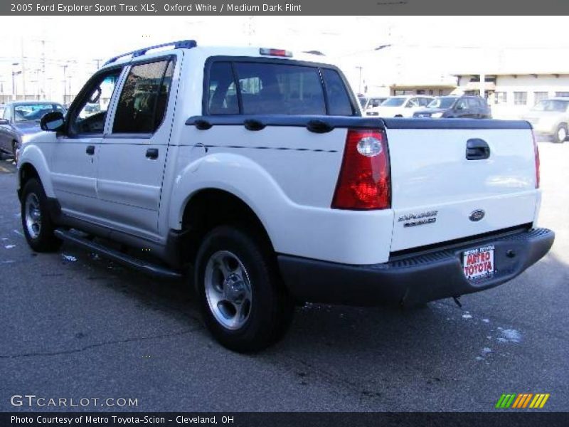 Oxford White / Medium Dark Flint 2005 Ford Explorer Sport Trac XLS