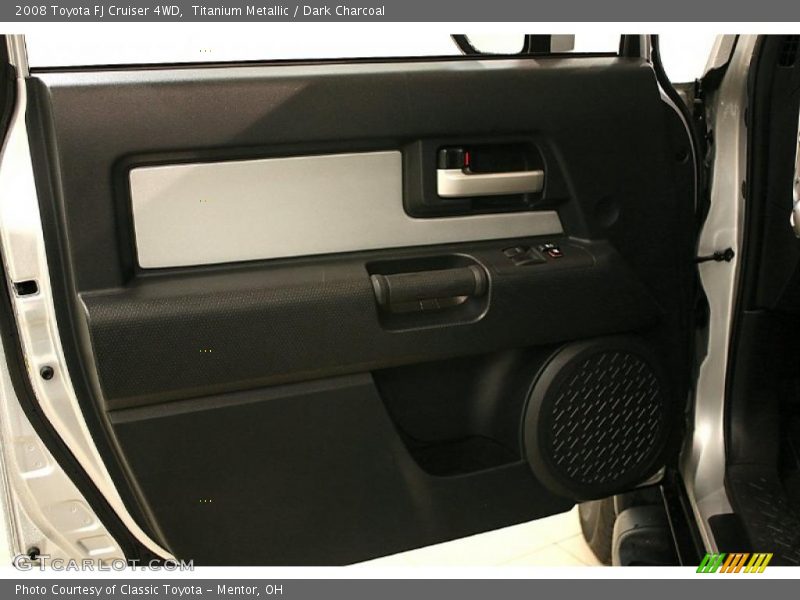Titanium Metallic / Dark Charcoal 2008 Toyota FJ Cruiser 4WD