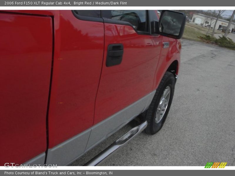 Bright Red / Medium/Dark Flint 2006 Ford F150 XLT Regular Cab 4x4