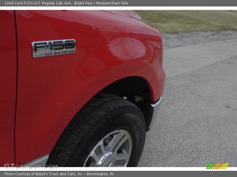 Bright Red / Medium/Dark Flint 2006 Ford F150 XLT Regular Cab 4x4