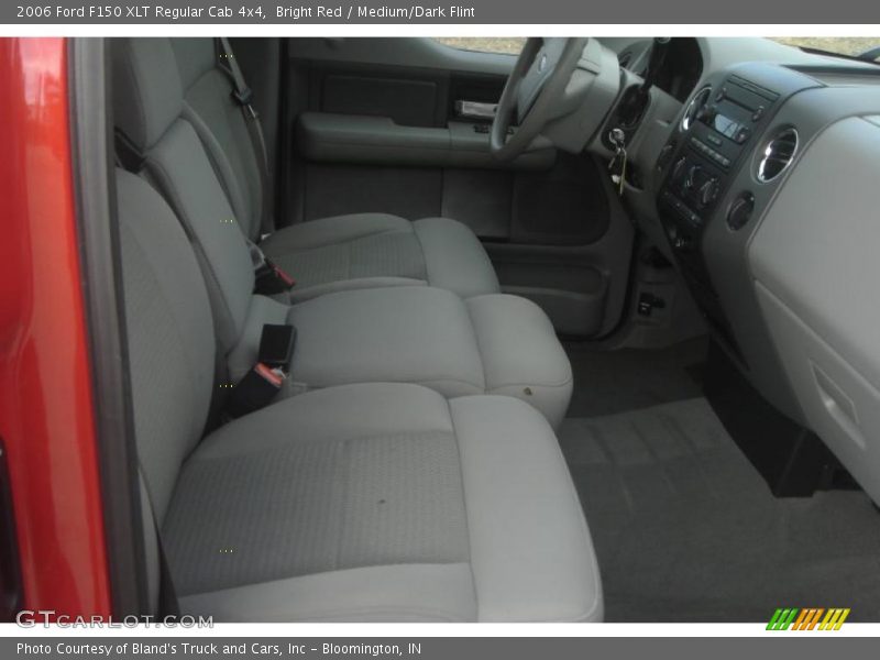Bright Red / Medium/Dark Flint 2006 Ford F150 XLT Regular Cab 4x4