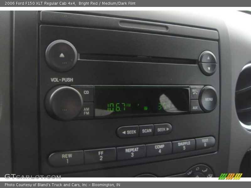 Bright Red / Medium/Dark Flint 2006 Ford F150 XLT Regular Cab 4x4