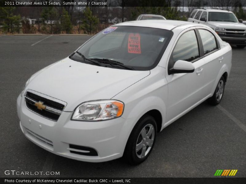 Front 3/4 View of 2011 Aveo LT Sedan