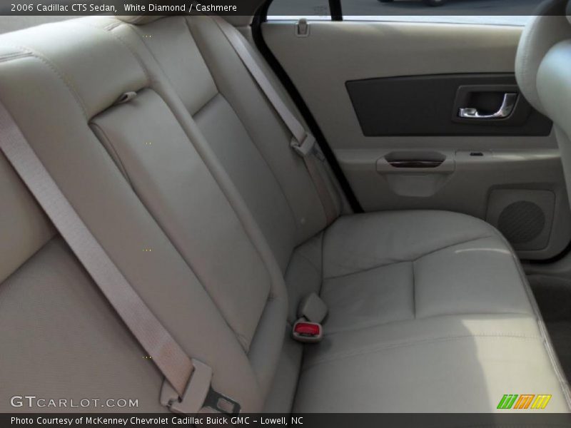 White Diamond / Cashmere 2006 Cadillac CTS Sedan