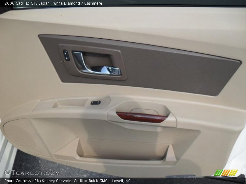 White Diamond / Cashmere 2006 Cadillac CTS Sedan