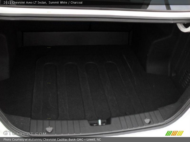  2011 Aveo LT Sedan Trunk