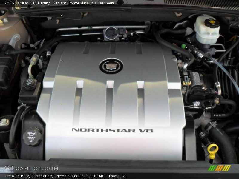 Radiant Bronze Metallic / Cashmere 2006 Cadillac DTS Luxury