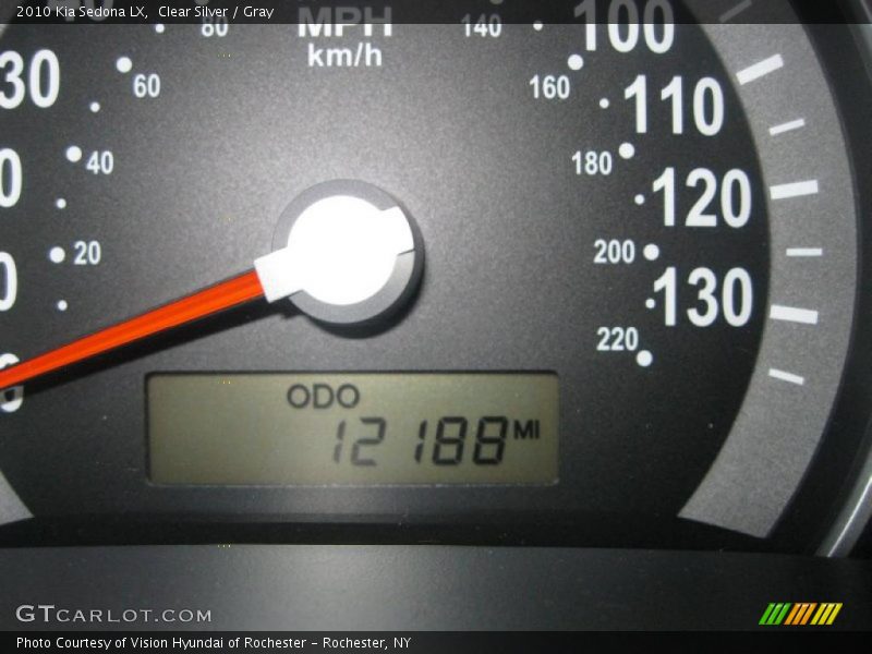 Clear Silver / Gray 2010 Kia Sedona LX