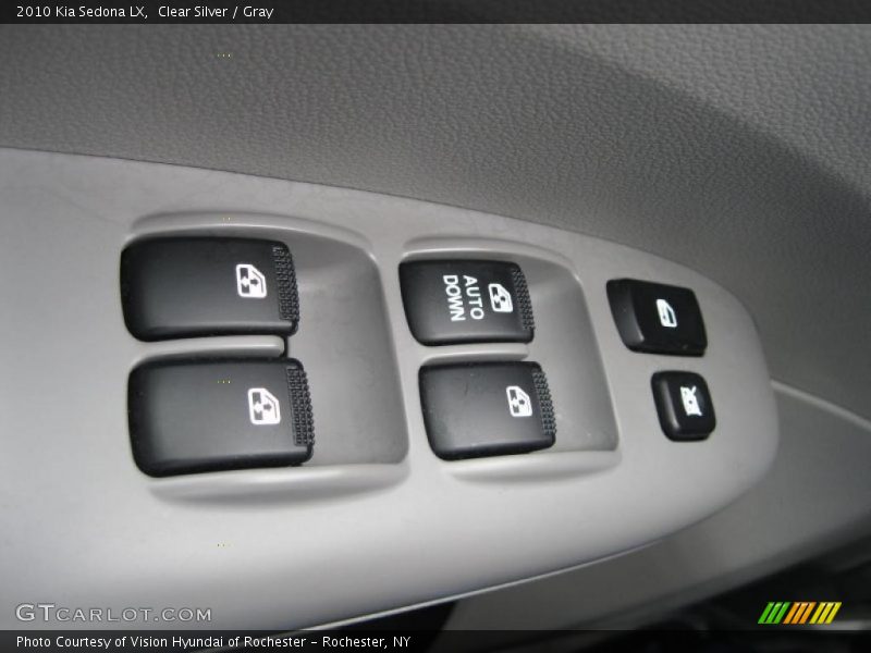 Clear Silver / Gray 2010 Kia Sedona LX
