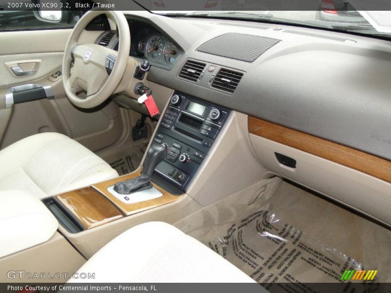 Black / Taupe 2007 Volvo XC90 3.2