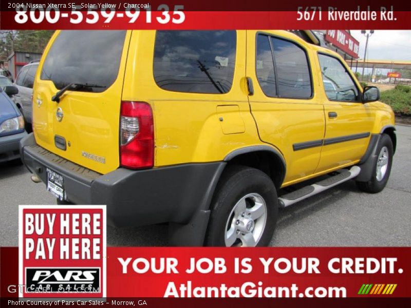 Solar Yellow / Charcoal 2004 Nissan Xterra SE