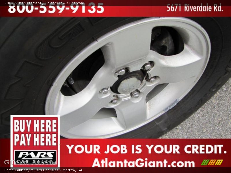 Solar Yellow / Charcoal 2004 Nissan Xterra SE