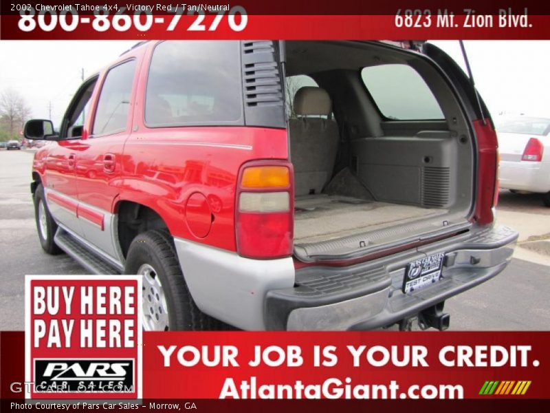 Victory Red / Tan/Neutral 2002 Chevrolet Tahoe 4x4