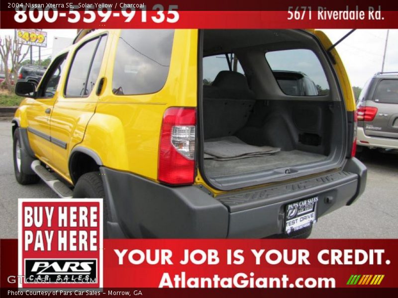 Solar Yellow / Charcoal 2004 Nissan Xterra SE
