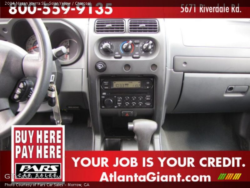 Solar Yellow / Charcoal 2004 Nissan Xterra SE