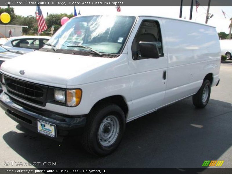 Oxford White / Medium Graphite 2002 Ford E Series Van E150 Cargo