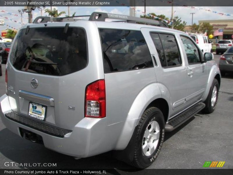 Silver Lightning Metallic / Graphite 2005 Nissan Pathfinder SE