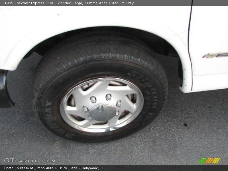  1999 Express 3500 Extended Cargo Wheel