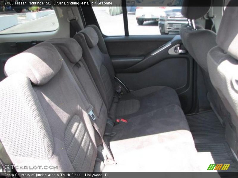Silver Lightning Metallic / Graphite 2005 Nissan Pathfinder SE
