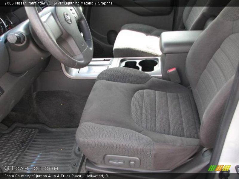 Silver Lightning Metallic / Graphite 2005 Nissan Pathfinder SE