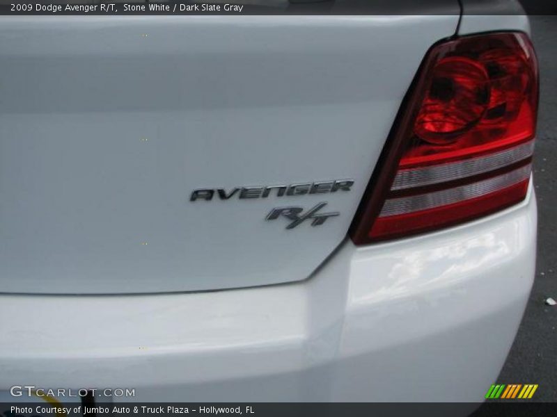 Stone White / Dark Slate Gray 2009 Dodge Avenger R/T