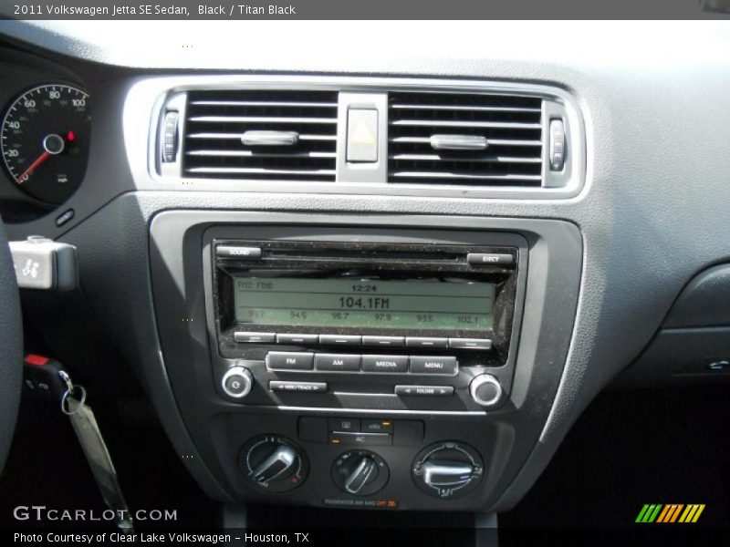 Black / Titan Black 2011 Volkswagen Jetta SE Sedan