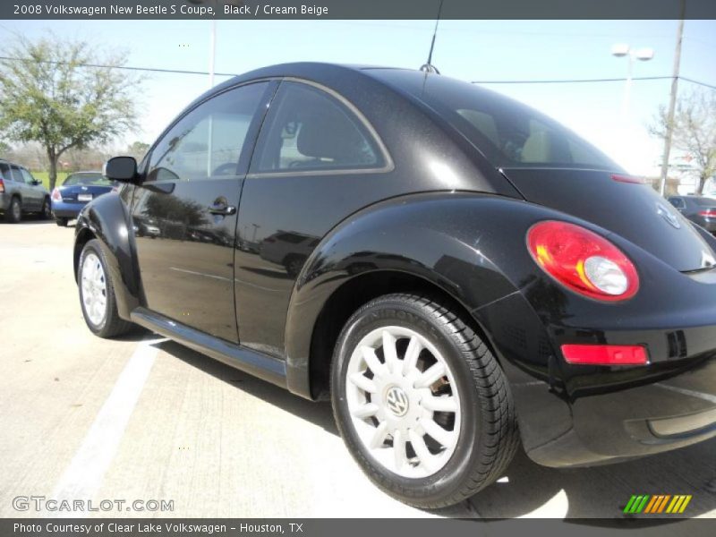 Black / Cream Beige 2008 Volkswagen New Beetle S Coupe