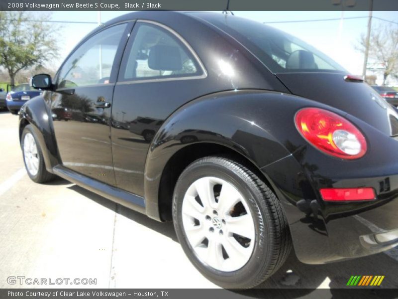 Black / Black 2008 Volkswagen New Beetle S Coupe