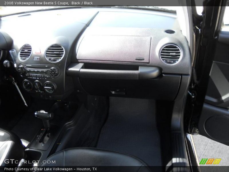 Black / Black 2008 Volkswagen New Beetle S Coupe