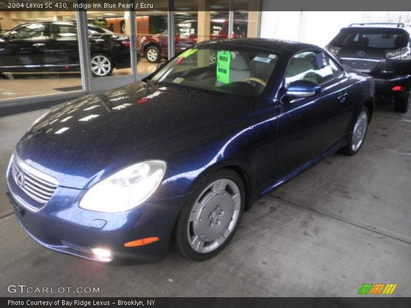 Front 3/4 View of 2004 SC 430