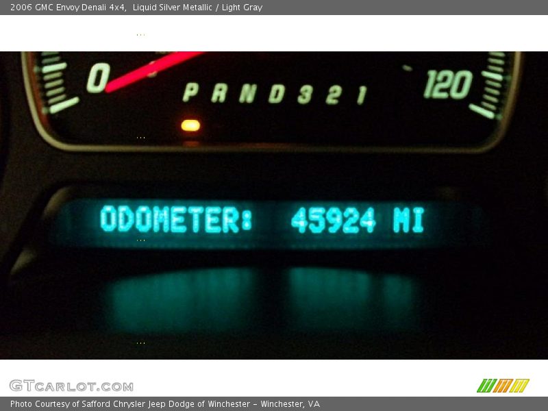 Liquid Silver Metallic / Light Gray 2006 GMC Envoy Denali 4x4