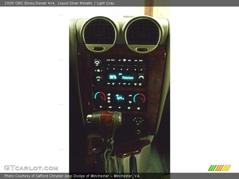 Liquid Silver Metallic / Light Gray 2006 GMC Envoy Denali 4x4