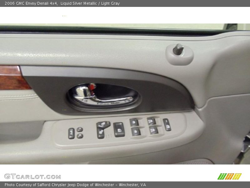 Liquid Silver Metallic / Light Gray 2006 GMC Envoy Denali 4x4