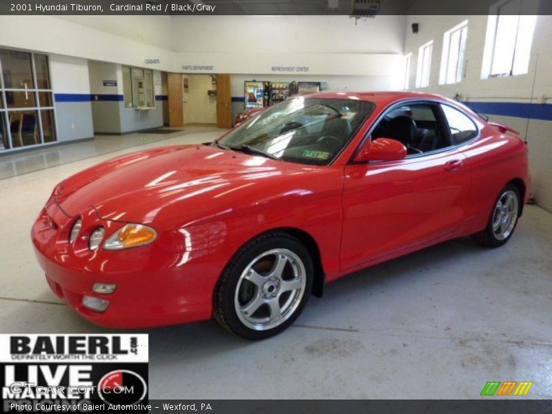 Cardinal Red / Black/Gray 2001 Hyundai Tiburon