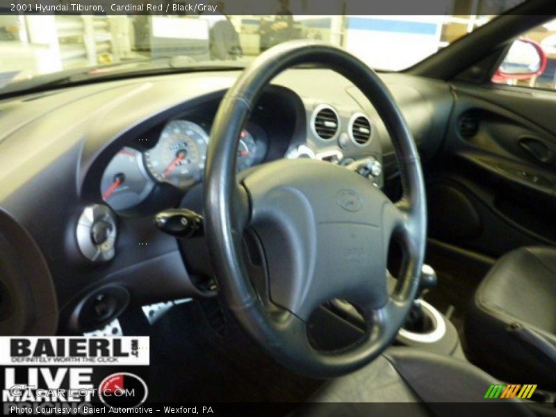 Cardinal Red / Black/Gray 2001 Hyundai Tiburon