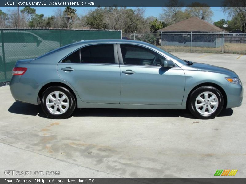  2011 Camry LE Aloe Green Metallic