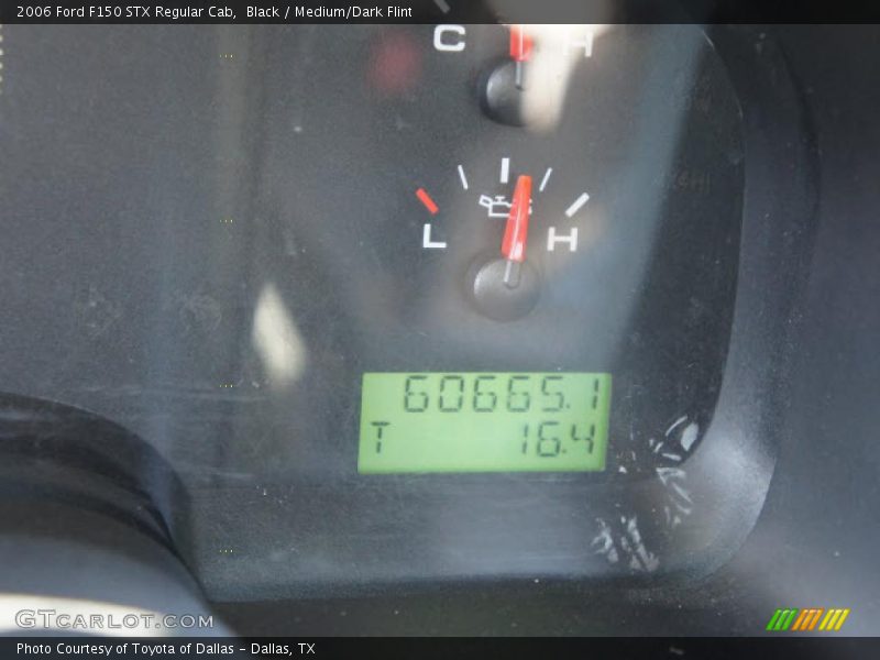 Black / Medium/Dark Flint 2006 Ford F150 STX Regular Cab