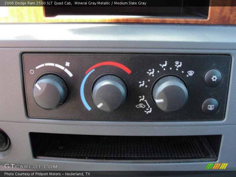 Controls of 2006 Ram 2500 SLT Quad Cab
