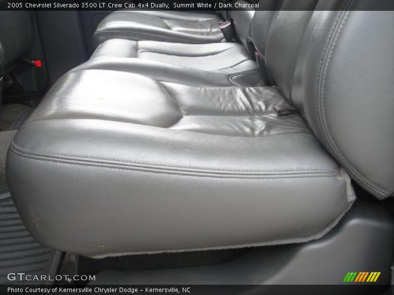 Summit White / Dark Charcoal 2005 Chevrolet Silverado 3500 LT Crew Cab 4x4 Dually