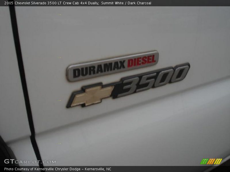 Summit White / Dark Charcoal 2005 Chevrolet Silverado 3500 LT Crew Cab 4x4 Dually