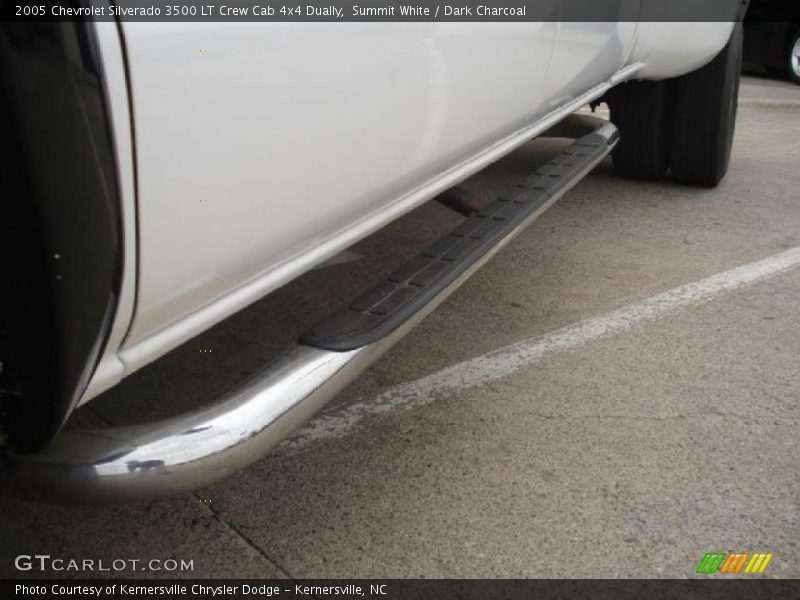 Summit White / Dark Charcoal 2005 Chevrolet Silverado 3500 LT Crew Cab 4x4 Dually