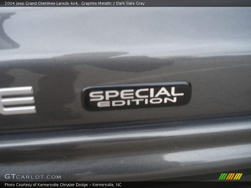 Graphite Metallic / Dark Slate Gray 2004 Jeep Grand Cherokee Laredo 4x4